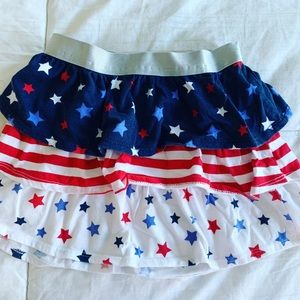 Patriotic little girls ruffle skirt size 4-5 🇺🇸